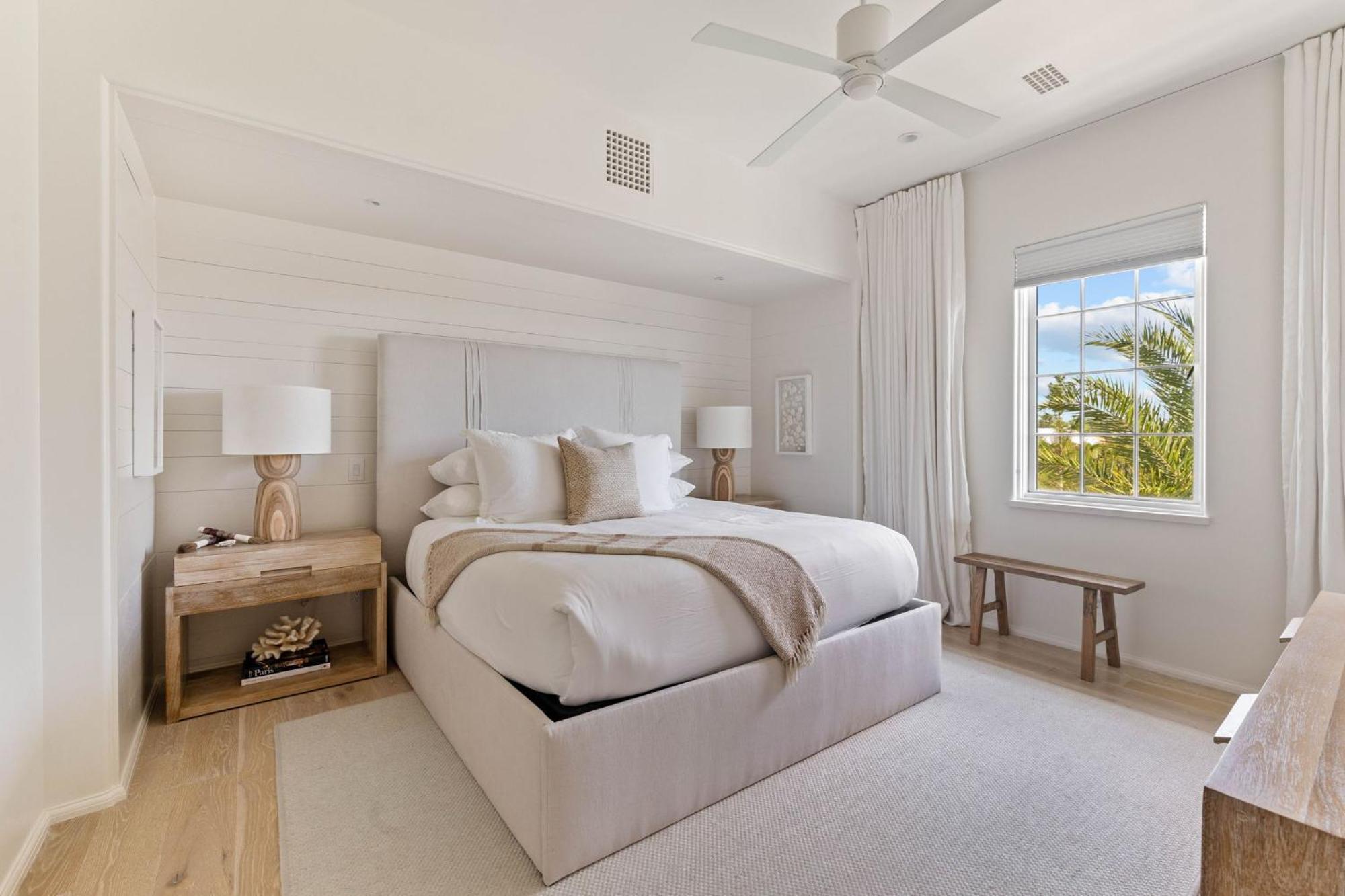 Kaiya Beach Resort Inlet Beach Rom bilde